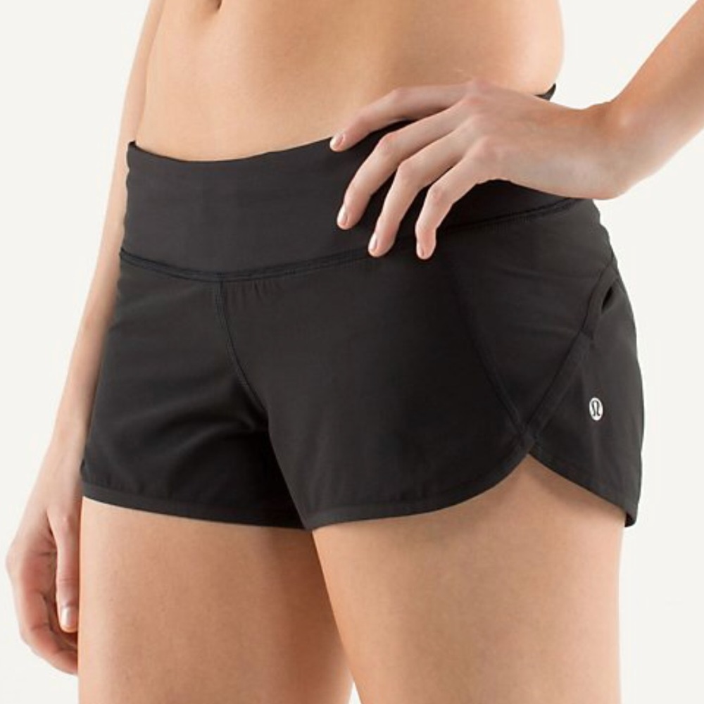 lulu lemon speed short size 6